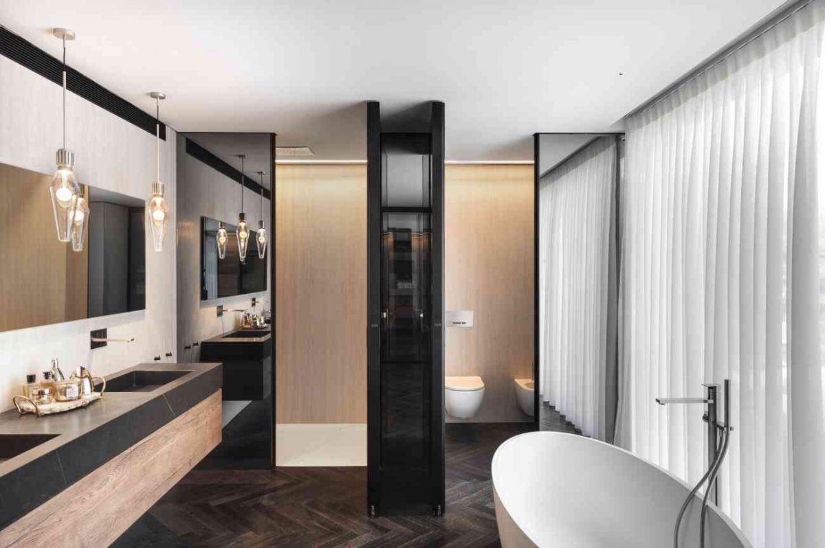 Simoene Architects Ltd – Central Israel חדר האמבטיה והשירותים בגופי תאורה מיוחדים של קמחי דורי